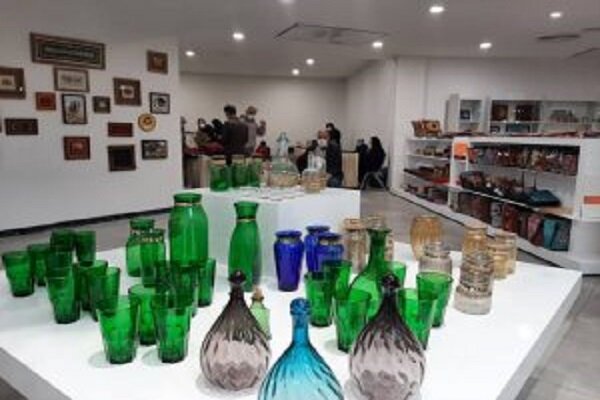 پیشنهادی برای برپایی نمایشگاه صنایع دستی همزمان با نمایشگاه بین المللی گردشگری در بهمن