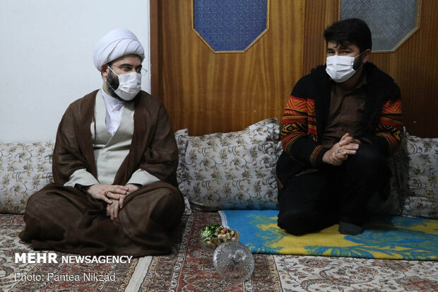 دیدار حجت الاسلام قمی با خانواده شهدا و جانبازان افغانستانی در فشافویه