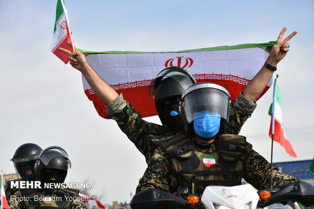 راهپیمایی متفاوت ۲۲ بهمن در دیار آفتاب - اراک