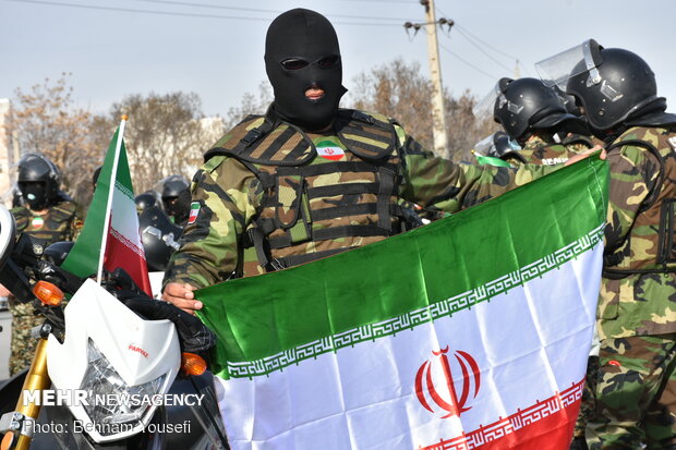 راهپیمایی متفاوت ۲۲ بهمن در دیار آفتاب - اراک