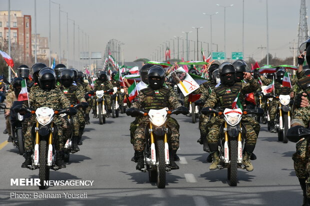 راهپیمایی متفاوت ۲۲ بهمن در دیار آفتاب - اراک