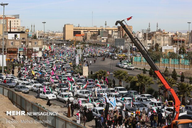 خروش خاستگاه انقلاب در روز پیروزی انقلاب - قم