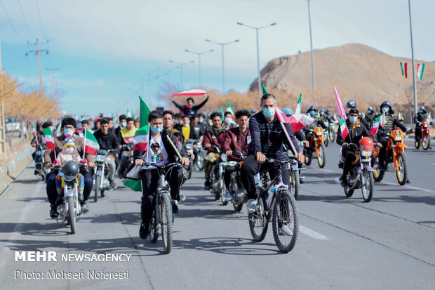 راهپیمایی موتوری و ماشینی 22 بهمن در بیرجند