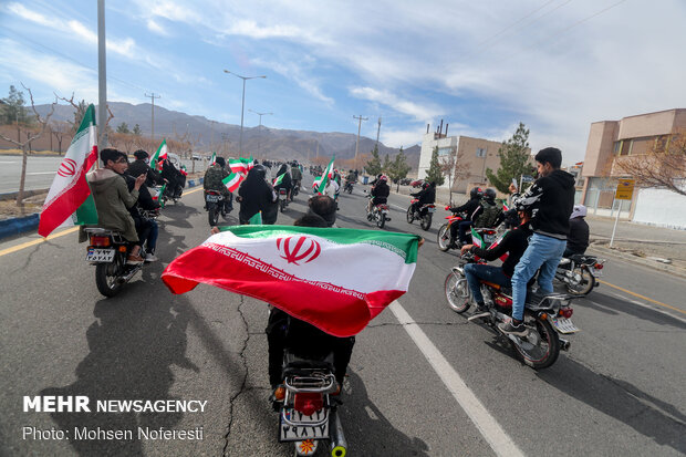 راهپیمایی موتوری و ماشینی 22 بهمن در بیرجند