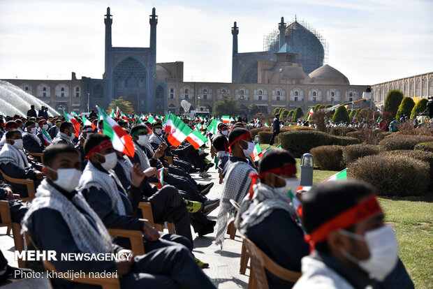 جشن تولد خلاقانه انقلاب در اصفهان