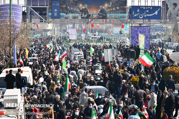 جشن تولد خلاقانه انقلاب در اصفهان