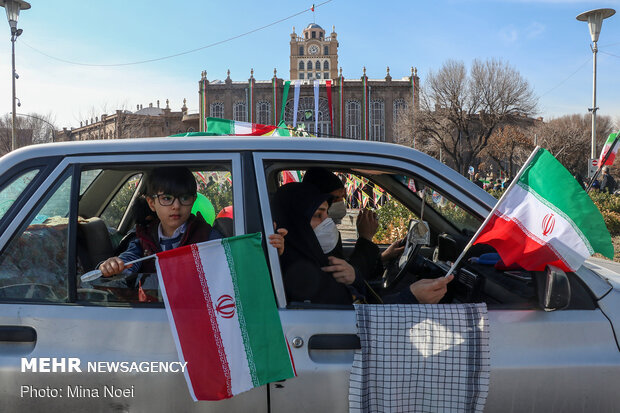 برگزاری راهپیمایی ۲۲ بهمن به‌صورت خودرویی و موتوری در تبریز