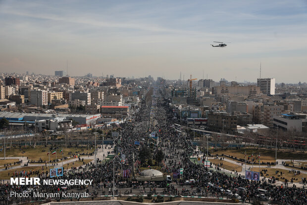 جشن سالروز پیروزی انقلاب اسلامی در میدان آزادی