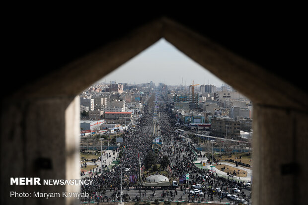 جشن سالروز پیروزی انقلاب اسلامی در میدان آزادی