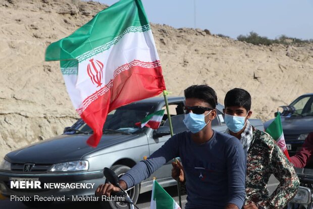 برگزاری راهپیمایی ۲۲ بهمن به‌صورت خودرویی در شهرستان سیریک - هرمزگان