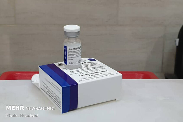 آغاز نخستین مرحله از واکسیناسیون کرونا در بیمارستان شهید محمدی بندرعباس