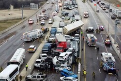 تصادف زنجیره‌ای در تگزاس/ برخورد ۱۰۰ دستگاه خودرو و مرگ ۵ نفر