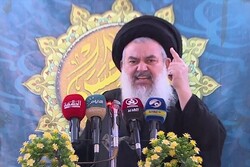 شۆڕشی ئیسلامی ئێران تەمەنی گەیشتە 42 ساڵ و ترامپ چووه زبڵدانی مێژوو