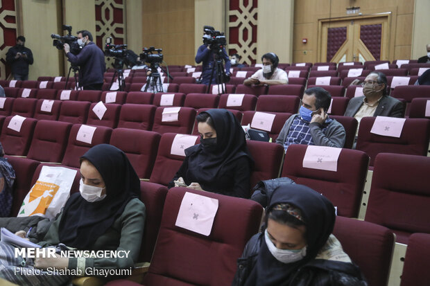 حضور خبرنگاران در نشست خبری ششمین جشنواره اسباب بازی