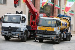 اهداء ماشین آلات شهری به مناطق آسیب دیده از سیل و زلزله