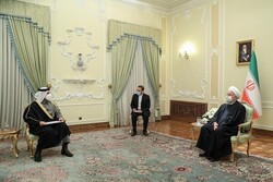 روحاني: ستعود ايران لالتزاماتها عندما ترفع امريكا العقوبات عنها