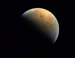 چین تا ۲۰۳۰ نمونه خاک مریخ را به زمین می آورد