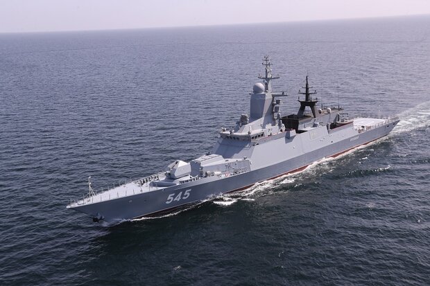 نیروی دریایی روسیه ۲۰ کشتی جنگی و ۲ زیردریایی اتمی تحویل می گیرد