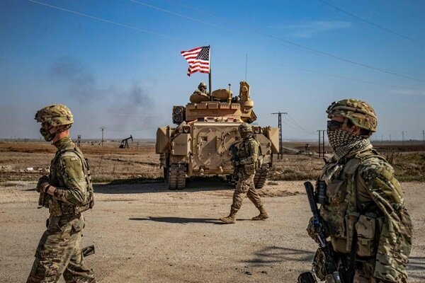 الاحتلال الأمريكي ينقل عناصر من تنظيم داعش من الشدادي إلى دير الزور