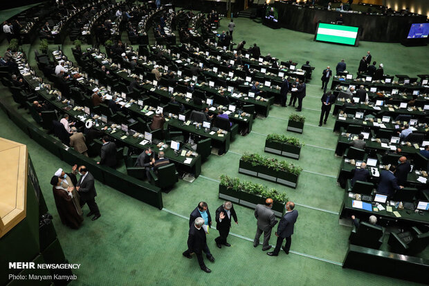 170 نائبا ايرانيا يعارضون الانضمام الى معاهدة FATF