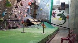بازدید وزیر ورزش از دیواره صخره نوردی آمل
