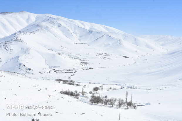 Heavy snow blankets Sarband's nature
