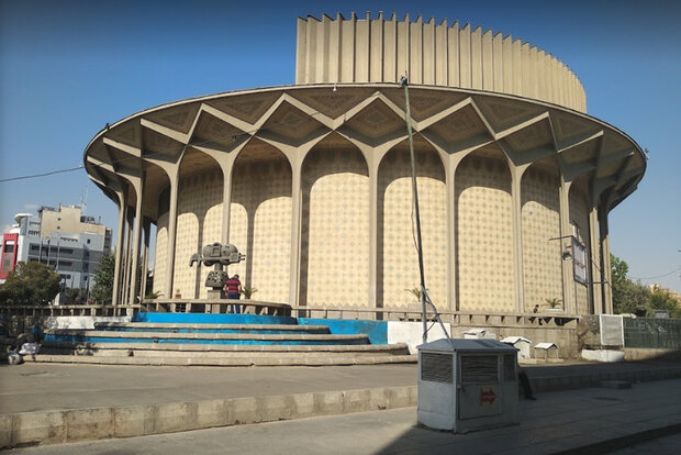 حصر تئاتر شهر با احداث زیرگذر چهارراه ولیعصر