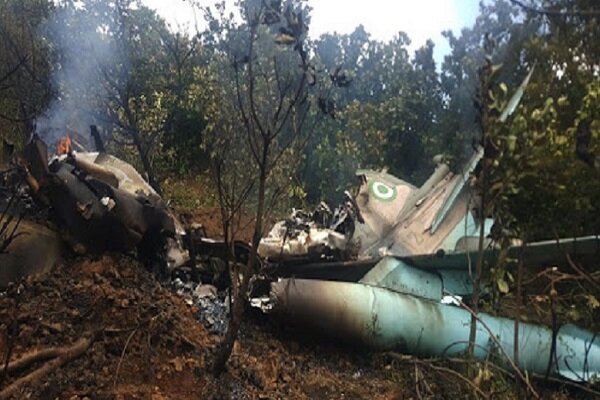 Nijerya'da asker taşıyan uçak düştü
