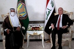 وزير خارجية العراق يصل للسعودية بناء على دعوة نظيره السعودي