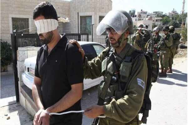 Israeli forces detain a number of Palestinians in West Bank 