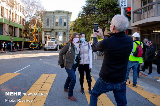 جابجایی خانه 139 ساله با استفاده از تریلی