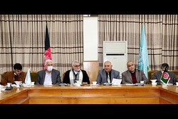 بروجردی با معاونان امور علمی و دانشجویان دانشگاه کابل دیدار کرد