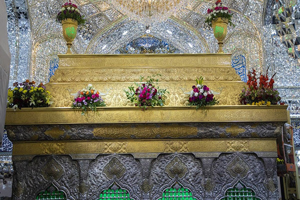 در شب نیمه شعبان زائر شش گوشه امام حسین(ع) باشید