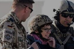 وزیر دفاع آلمان به افغانستان رفت