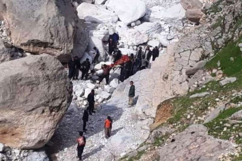 ۳ مرد عشایری گرفتار در منطقه کوهستانی سیروک نجات یافتند