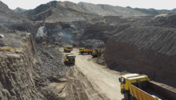 مزایده های مربوط به اجرای طرح آزادسازی شش هزار معدن لغو نمی‌شود