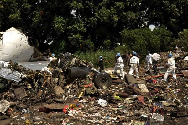  10 people killed in Sudan plane crash