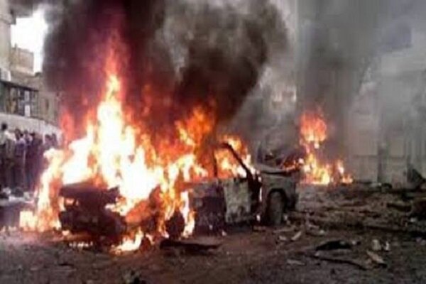 Roadside bomb kills, injures 3 Iraqi military forces