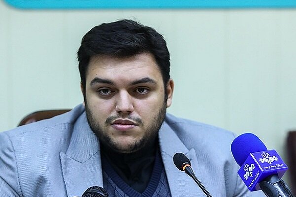«لاریجانی» گزینه شورای وحدت نیست/با شورای ائتلاف همگرایی می‌کنیم 