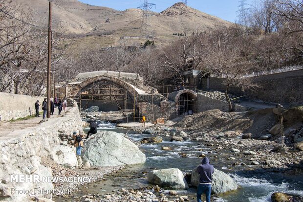 وضعیت بازسازی پل تاریخی کن
