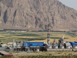 کرماشان بەمزوانە  دەبێتە جەمسەری پێترۆکیمیایی ئێران