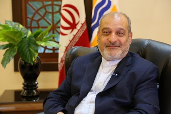 حمیدرضا مومنی به سمت دبیر شورای عالی مناطق آزاد منصوب شد