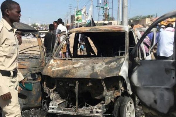 At least 11 killed in Somalia car bomb explosion