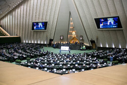 مجلس الشورى الإسلامي يقر مشروع قانون الموازنة العامة