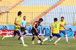 التعادل سيد الموقف في مبارة " برسبوليس" و"صنعت نفت آبادان"