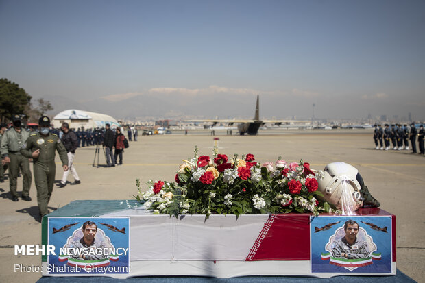 تشییع پیکر خلبان شهید بیرجند بیک محمدی
