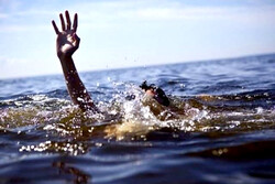 اعضای خانواده ۶ نفره در محمودآباد گرفتار امواج دریا  شدند