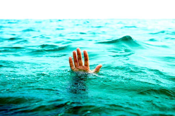 کودک ۵ ساله غرق‌شده با تلاش امدادگران احیا شد
