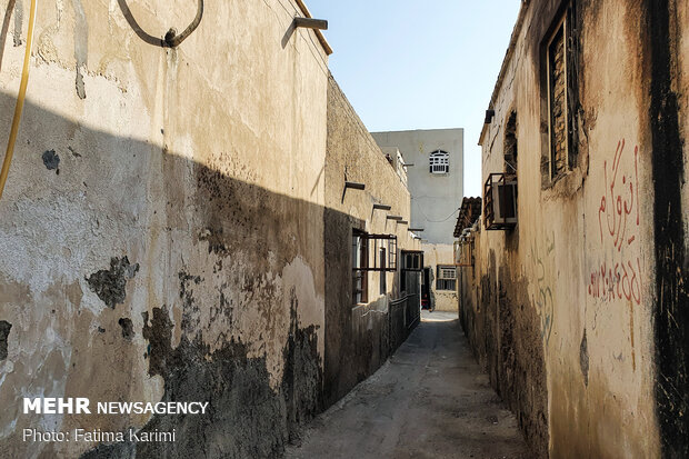 محله سورو از محله های قدیمی شهر بندرعباس است که گردشگران زیادی را به سمت خود و ساحل بکرش می کشاند