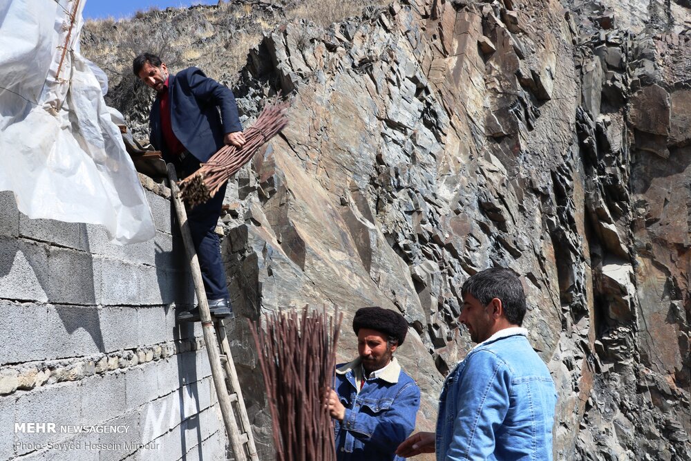 Twig weaving in Razavi Khorasan
